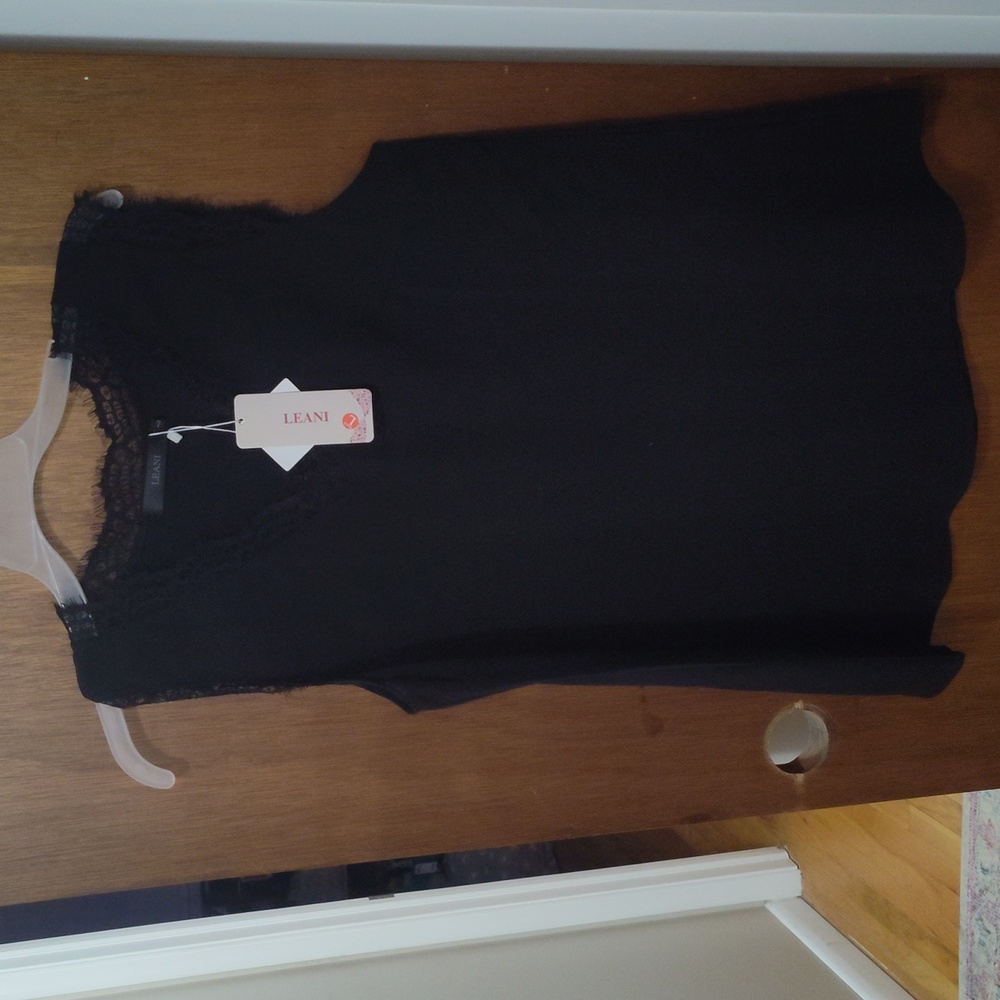 Women's black sleeveless blouse